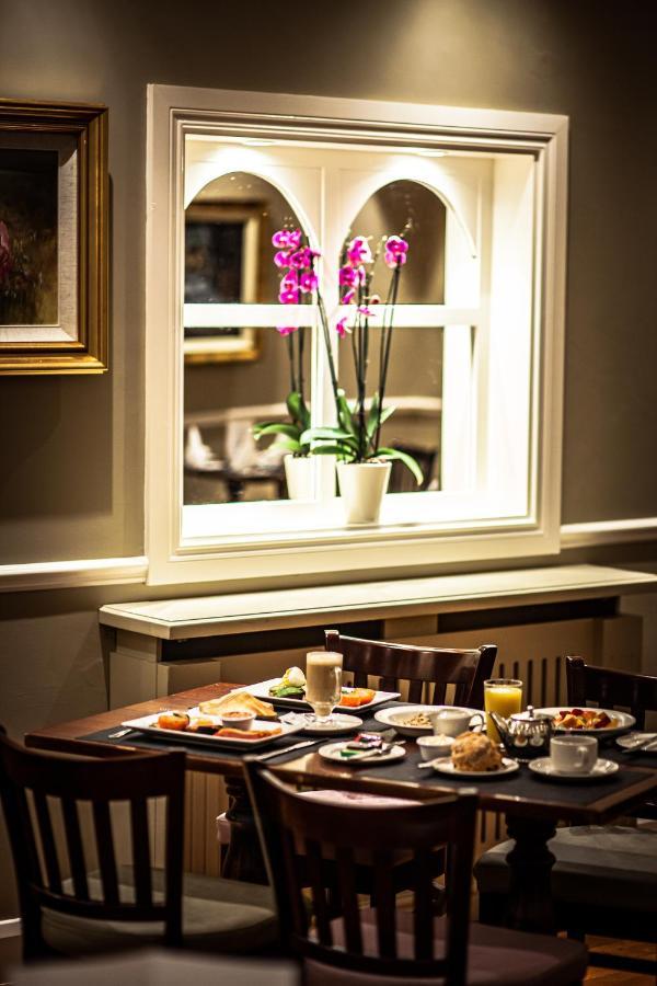 Gullane's Hotel Ballinasloe Esterno foto