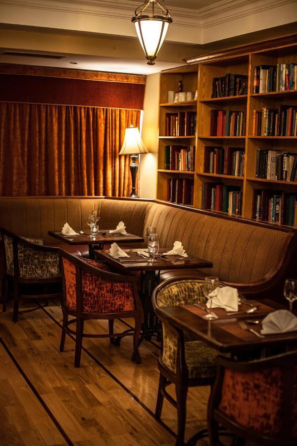 Gullane's Hotel Ballinasloe Esterno foto