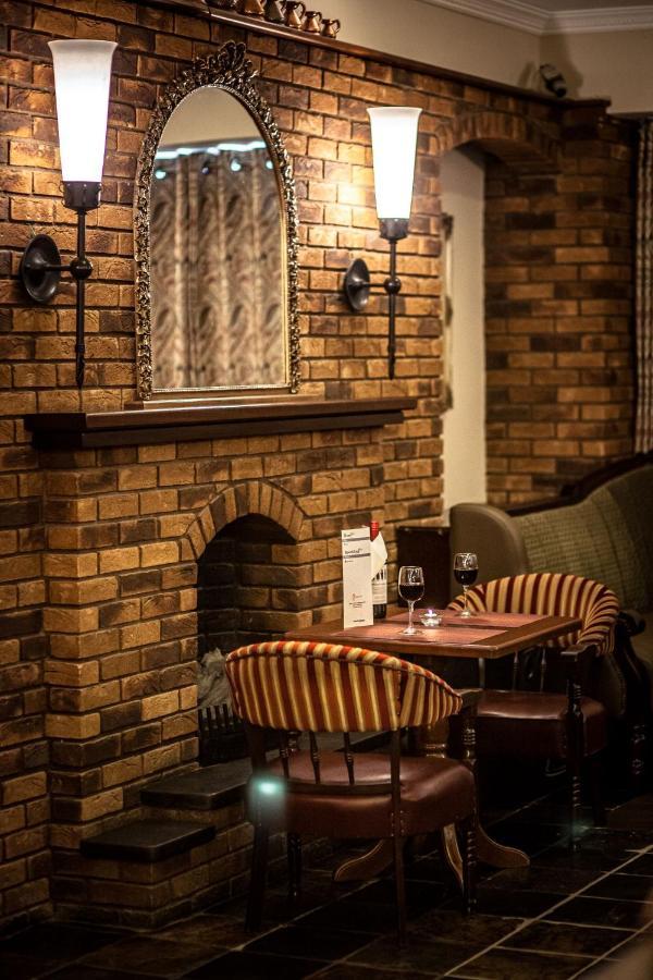 Gullane's Hotel Ballinasloe Esterno foto